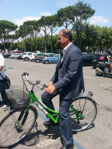 Gaeta Sindaco Mitrano in Bike Sharing